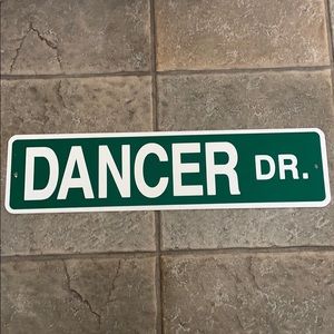 Dancer dr sign